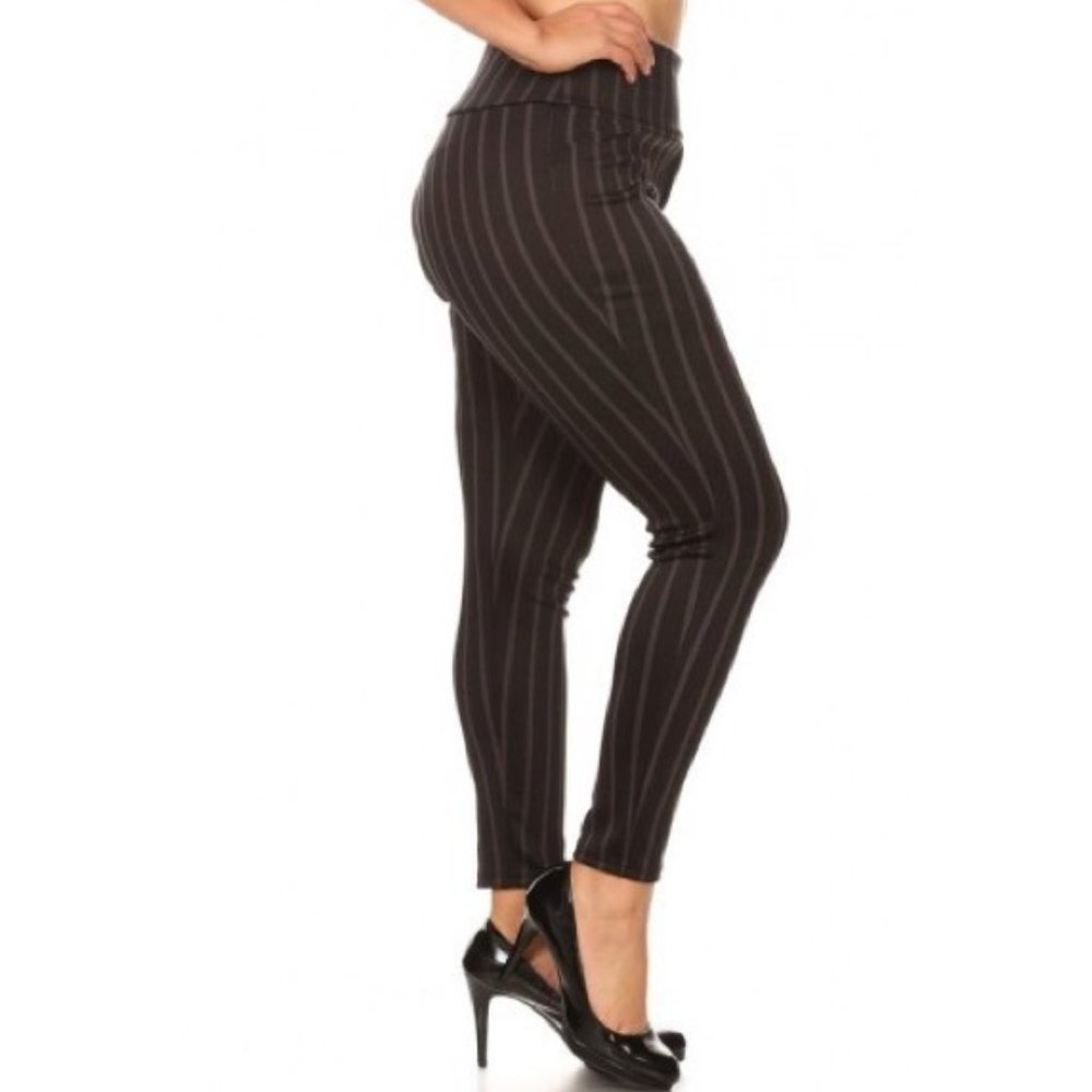 Curvy Size Pin Striped Dress Pants